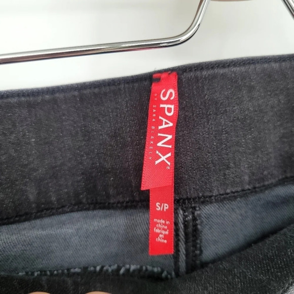 SPANX Distressed black Denim Leggings Vintage Black small - Picture 7 of 9